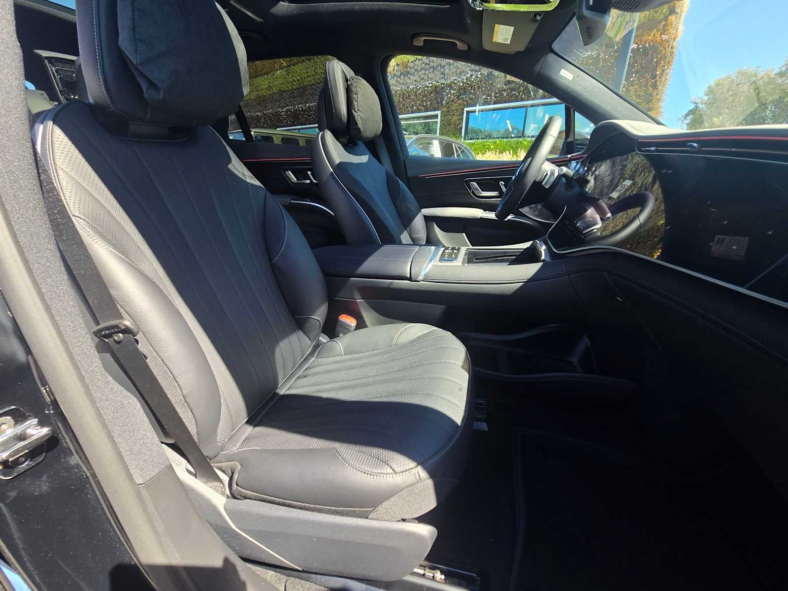 2026 Mercedes-Benz EQS 400 4MATIC® SUV