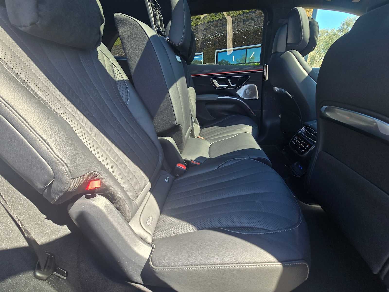 2026 Mercedes-Benz EQS 400 4MATIC® SUV