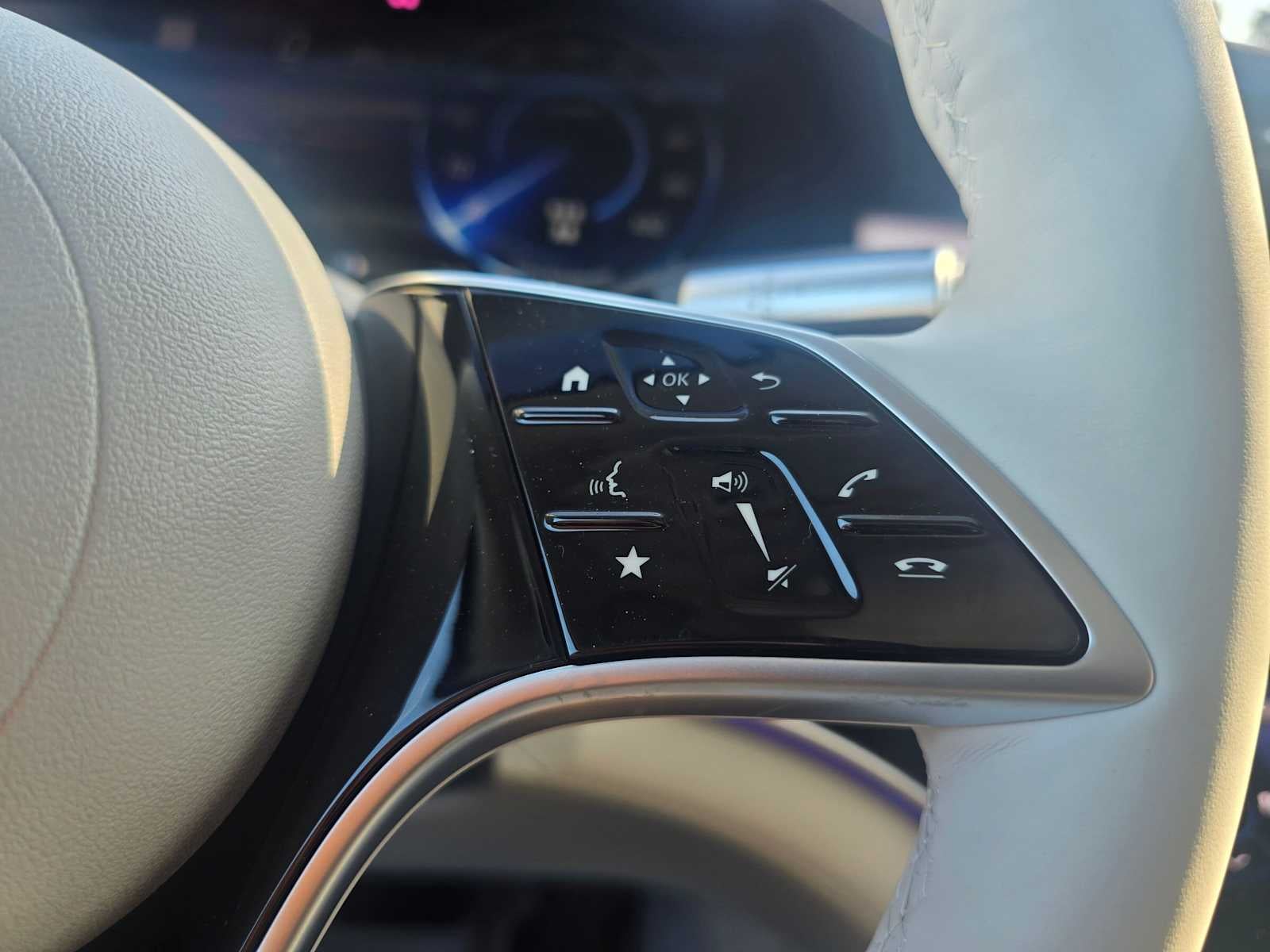2027 Mercedes-Benz EQS 400 4MATIC® SUV