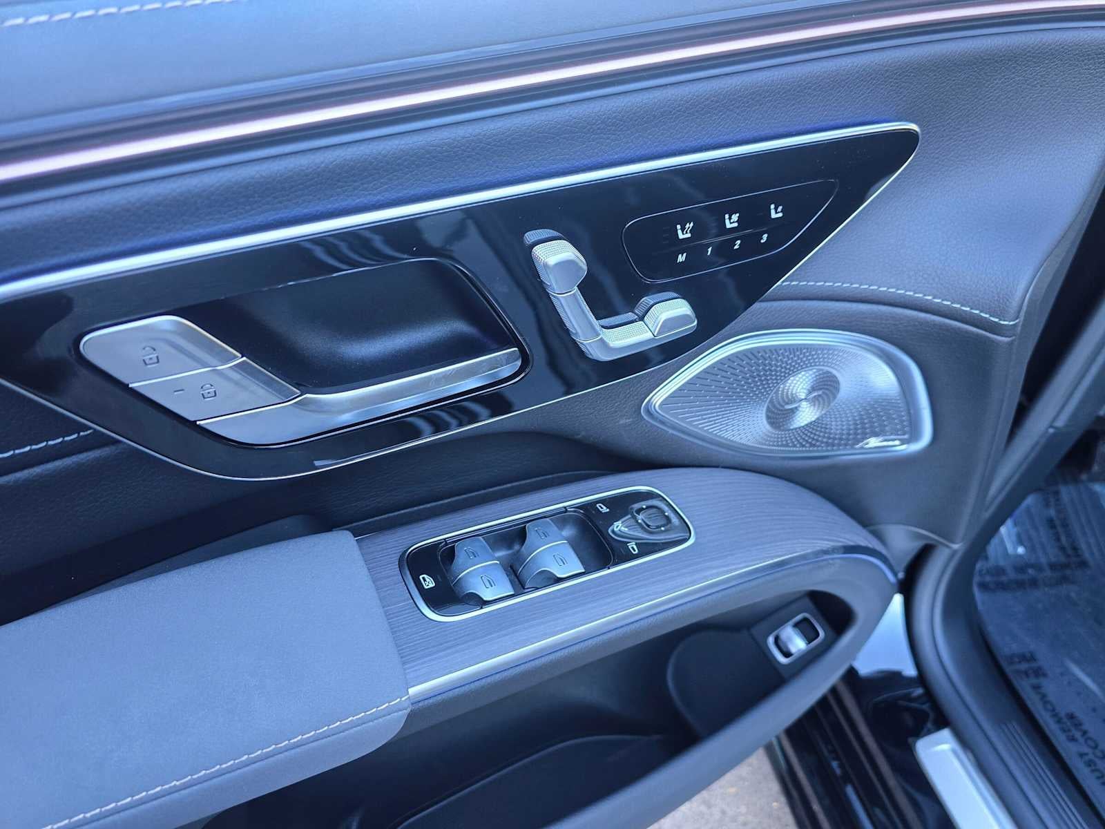 2027 Mercedes-Benz EQS 400 4MATIC® SUV