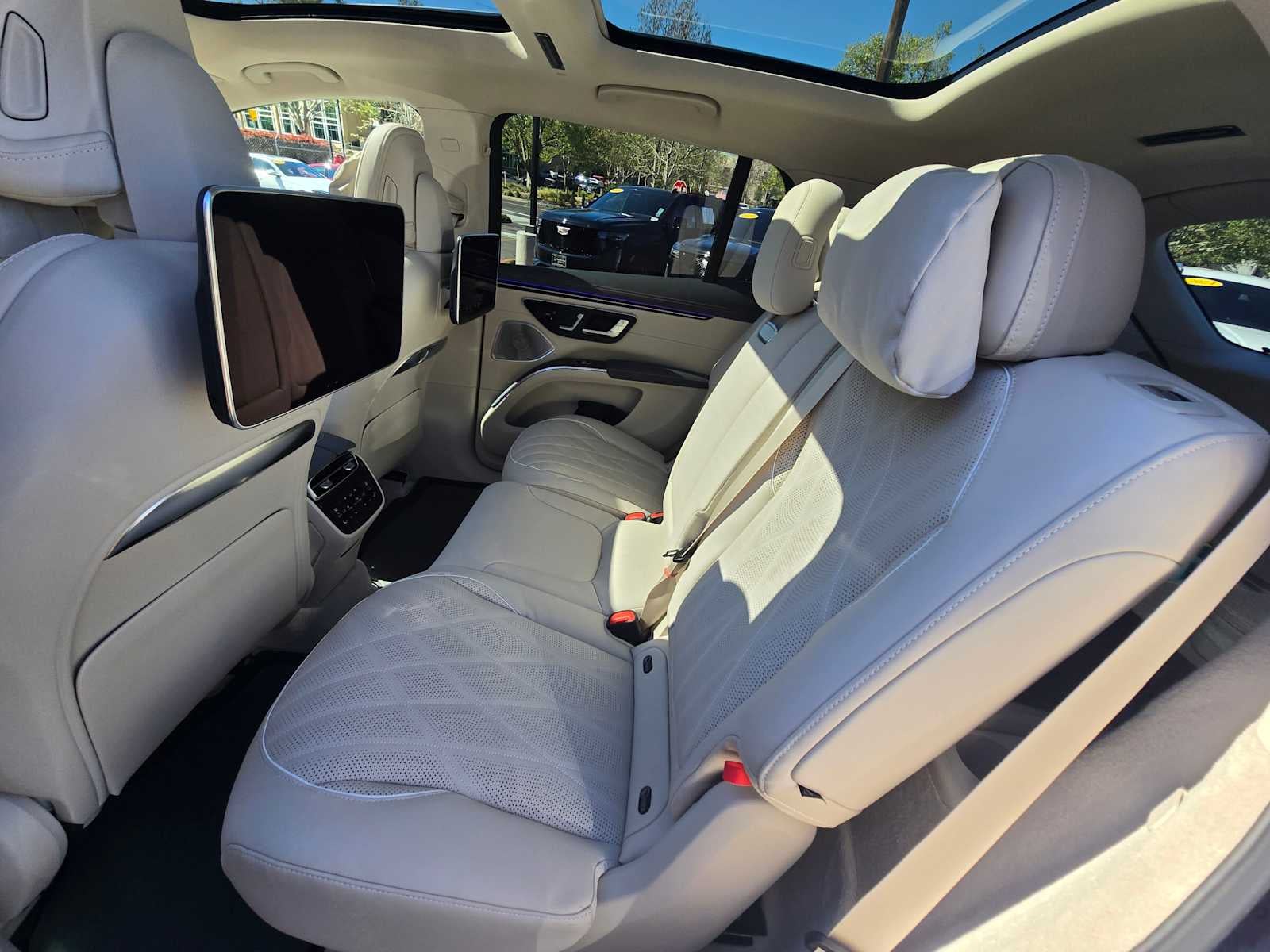 2026 Mercedes-Benz EQS 550 4MATIC® SUV