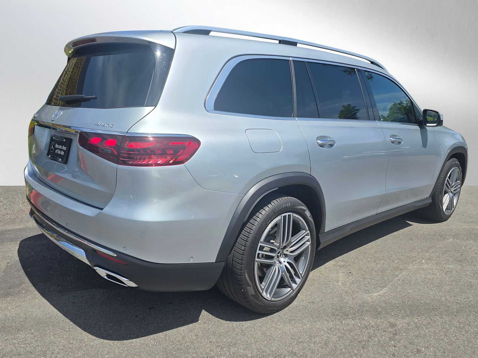 2024 Mercedes-Benz GLS 450 4MATIC® SUV