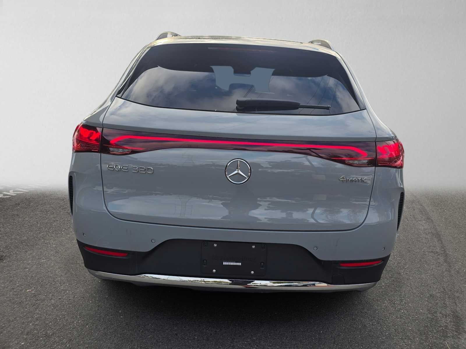 2027 Mercedes-Benz EQE 320 4MATIC® SUV