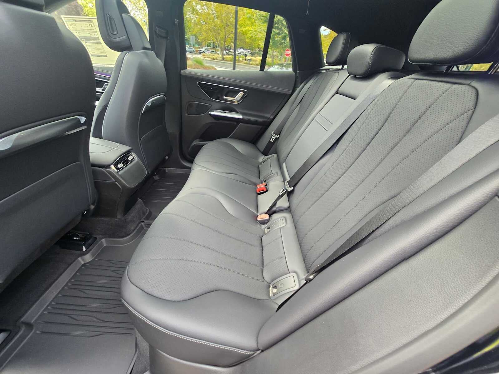 2027 Mercedes-Benz EQE 320 4MATIC® SUV