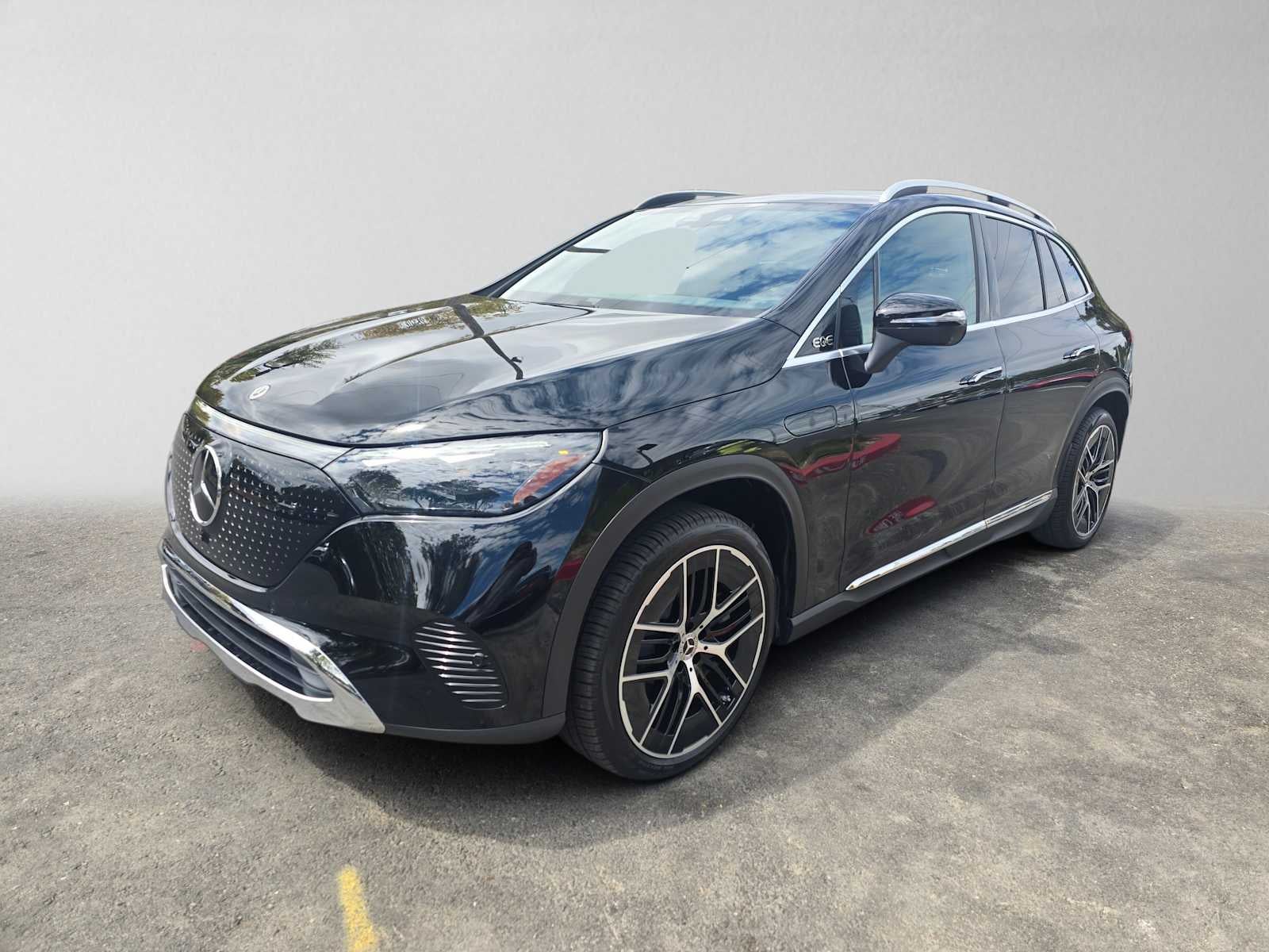 2027 Mercedes-Benz EQE 320 4MATIC® SUV