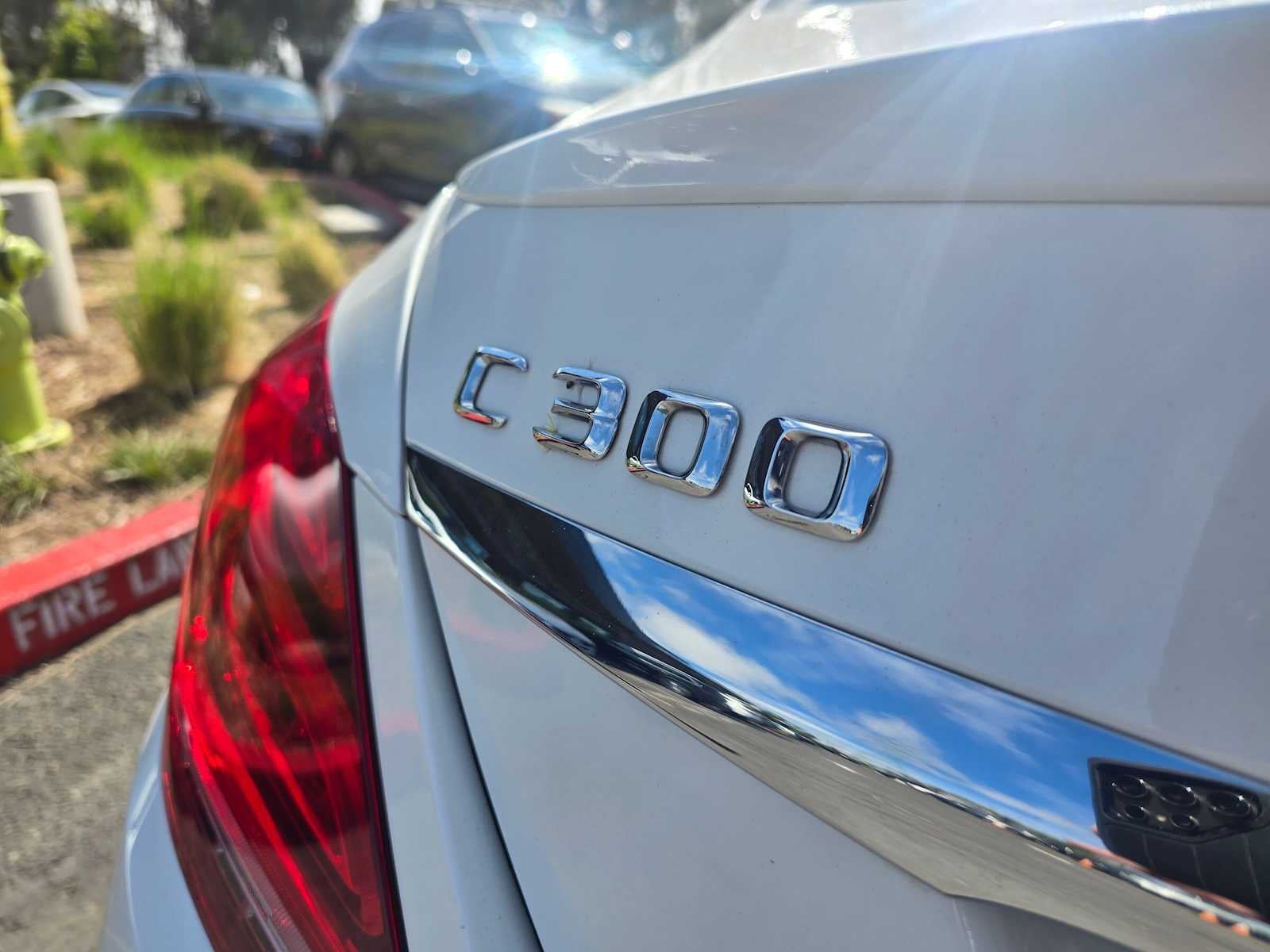 2016 Mercedes-Benz C 300 4dr Sdn RWD