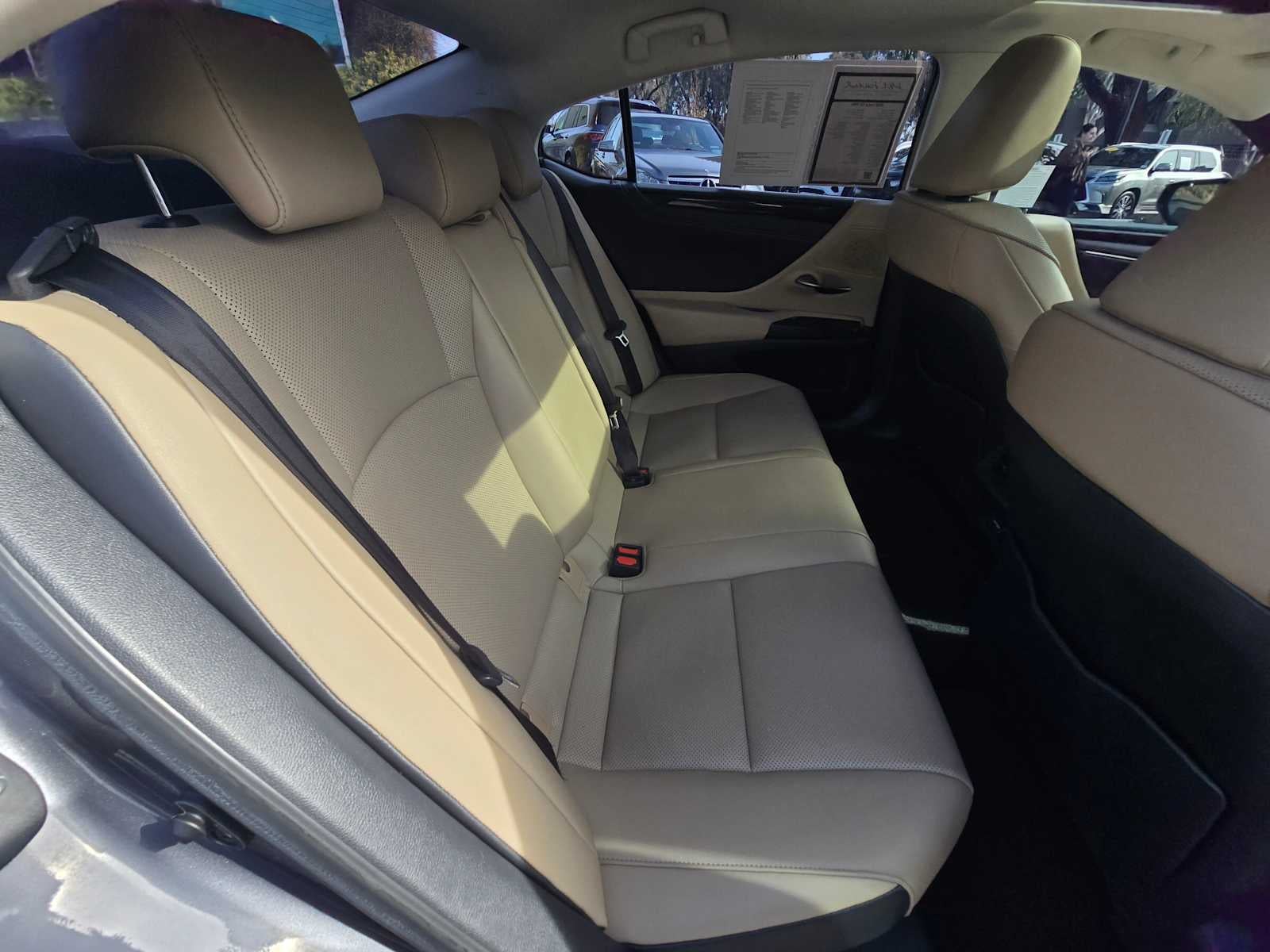 2020 Lexus ES ES 300h FWD