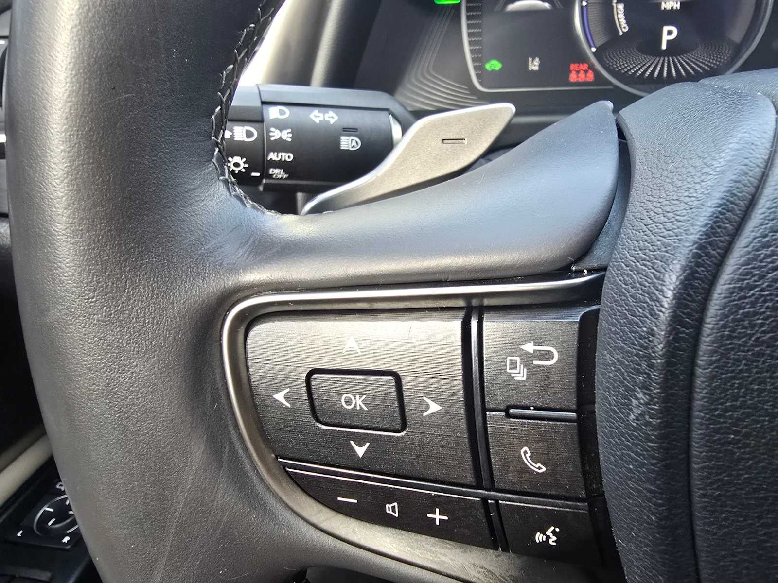 2020 Lexus ES ES 300h FWD