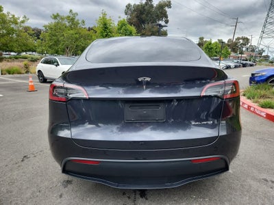 2024 Tesla Model Y Long Range
