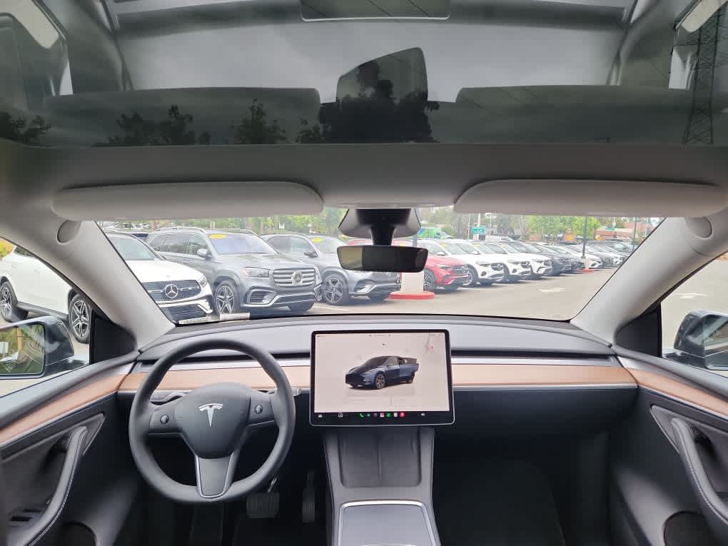 2024 Tesla Model Y Long Range
