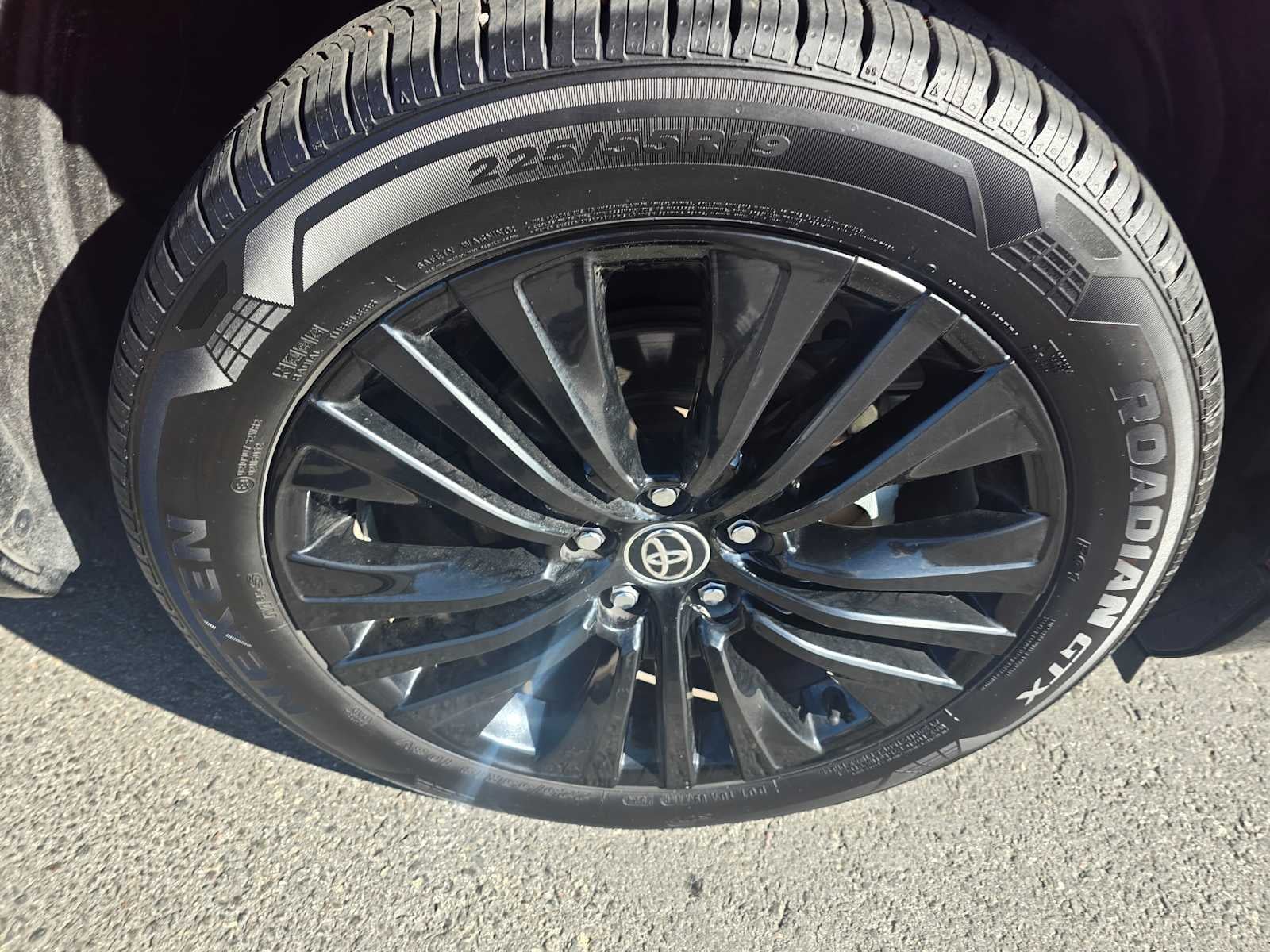 2023 Toyota Venza Nightshade