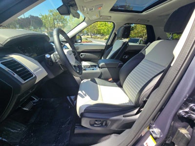 2025 Land Rover Discovery Metropolitan Edition