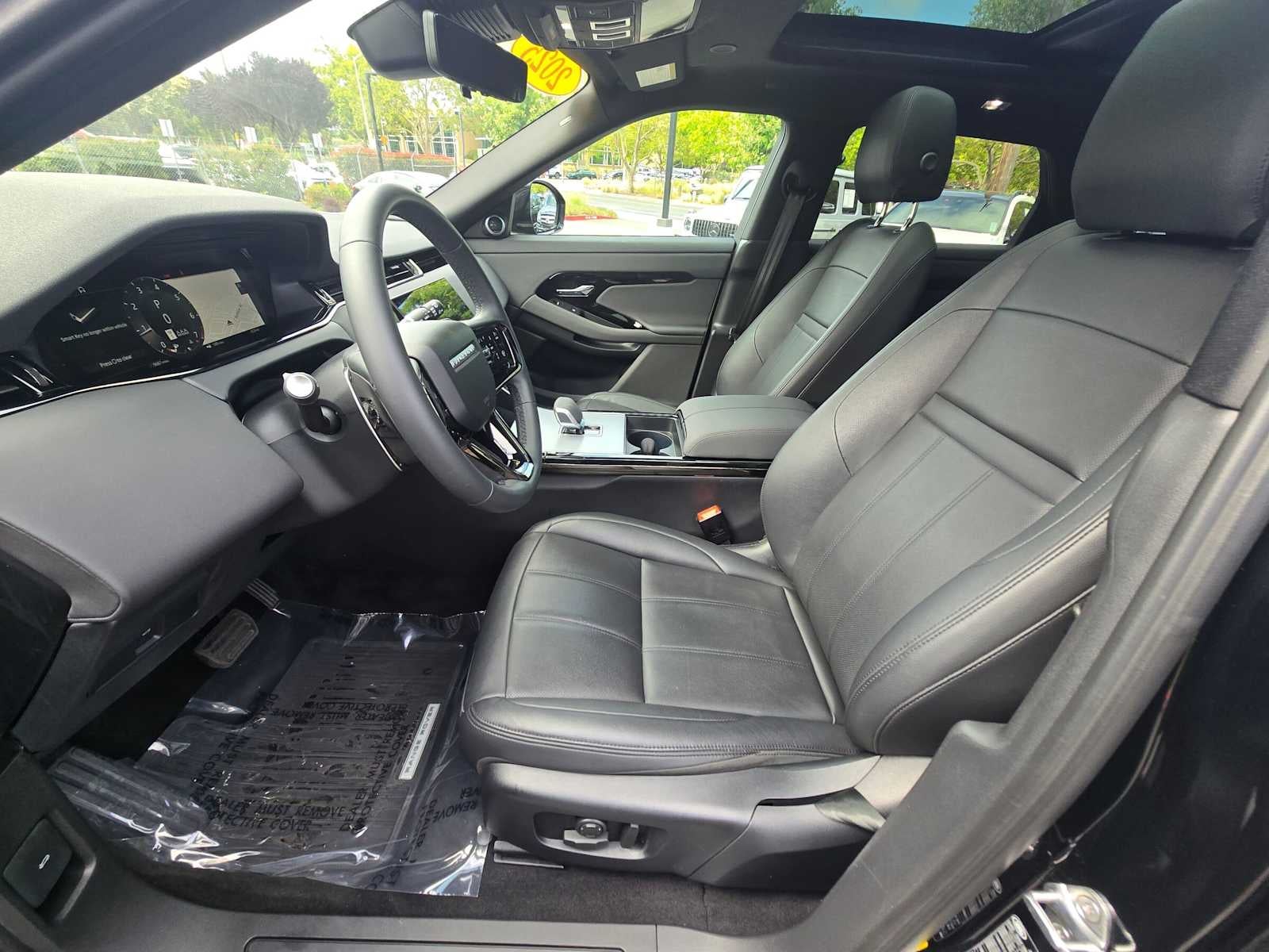 2025 Land Rover Range Rover Evoque Core S