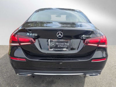 2022 Mercedes-Benz A 220 4MATIC® Sedan