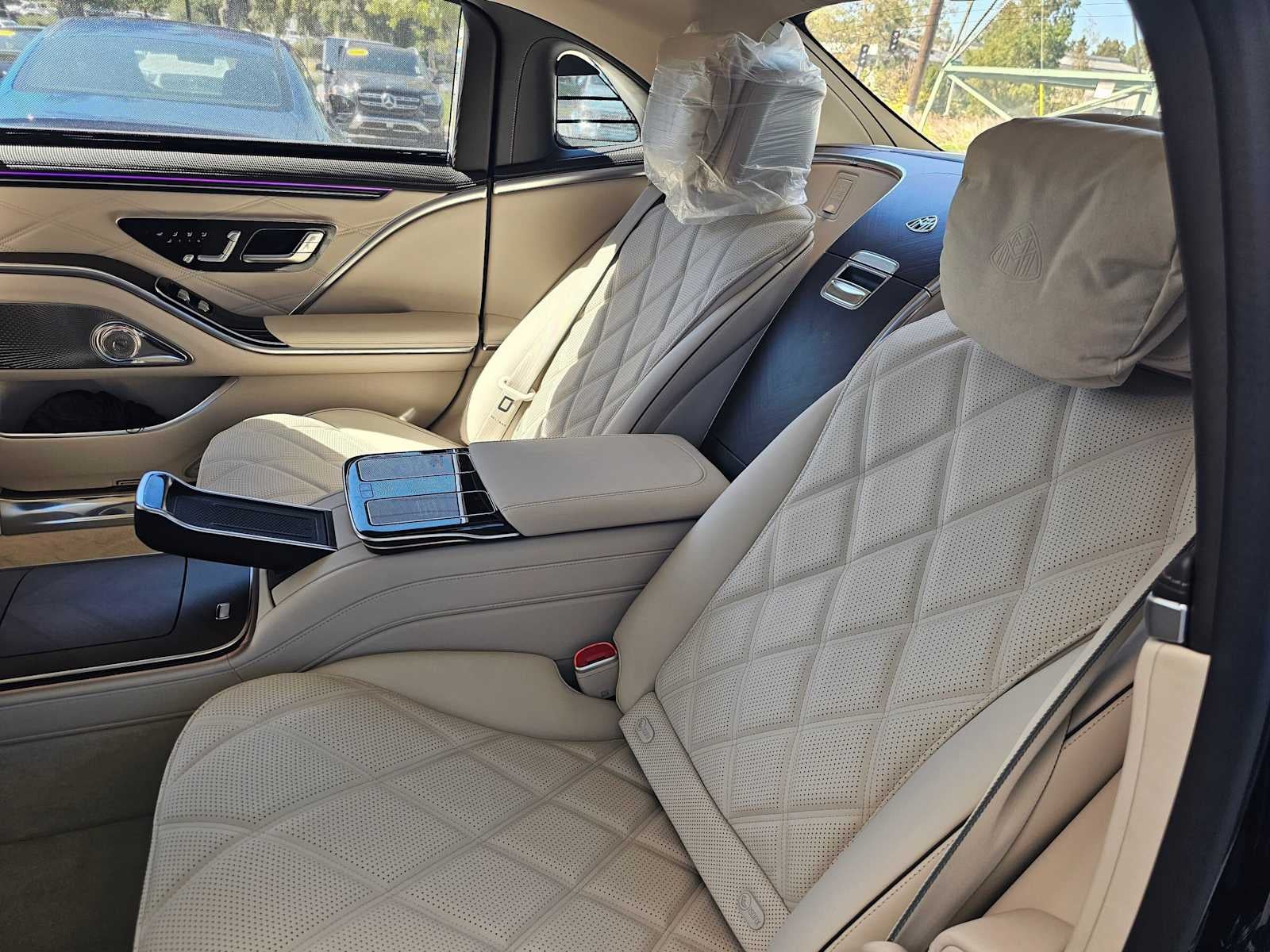 2027 Mercedes-Benz Maybach S 680 4MATIC® Sedan