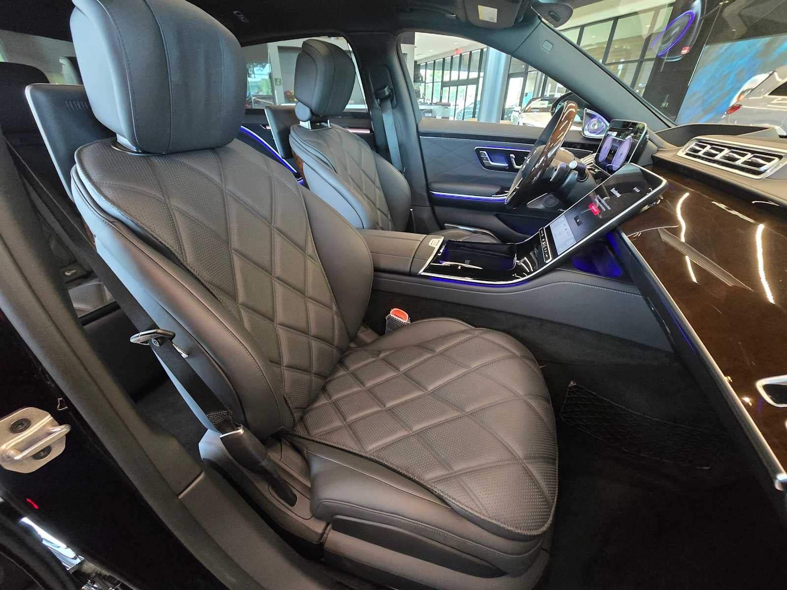 2026 Mercedes-Benz Maybach S 680 4MATIC® Sedan
