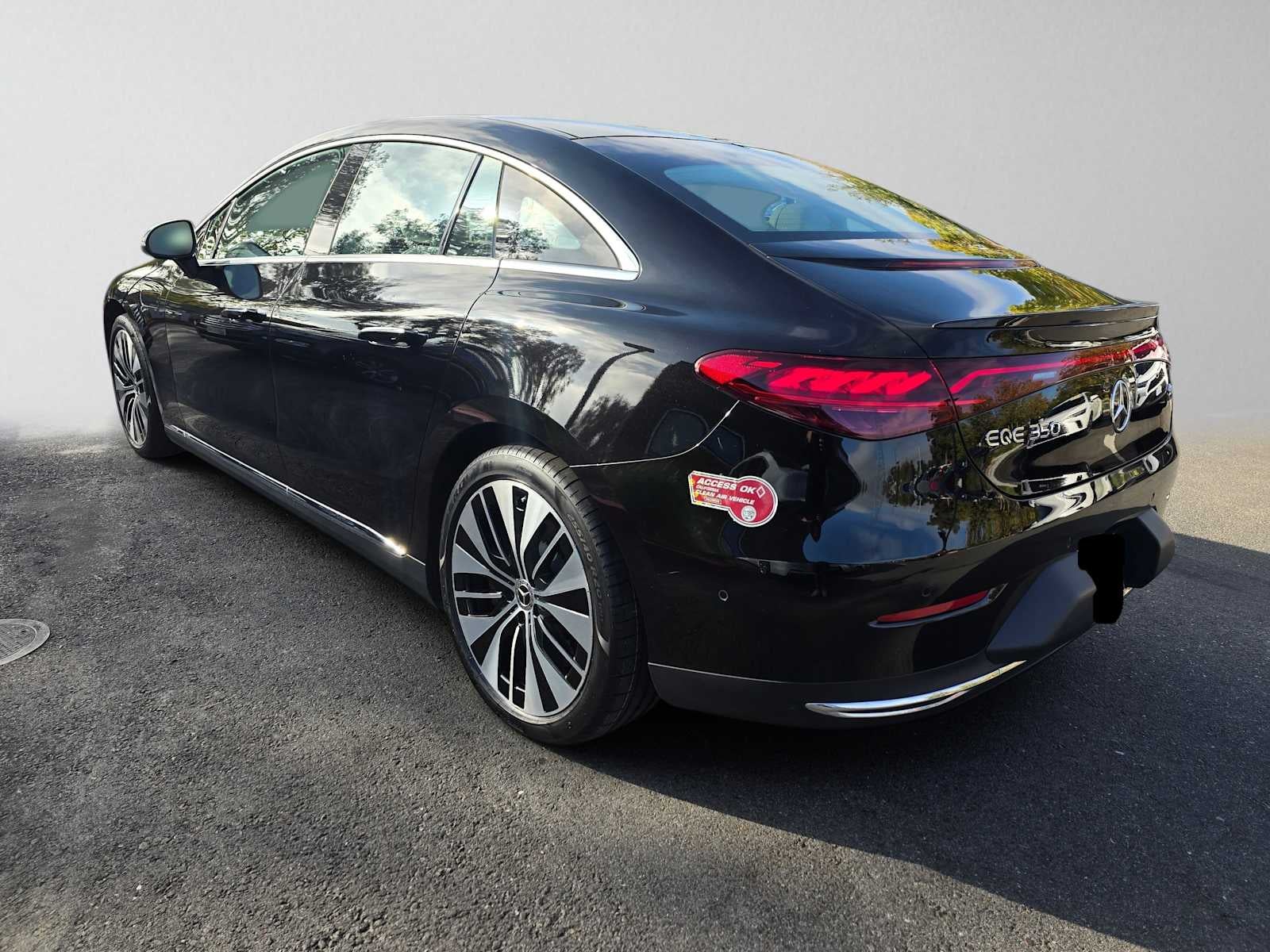 2023 Mercedes-Benz EQE 350 4MATIC®+ Sedan
