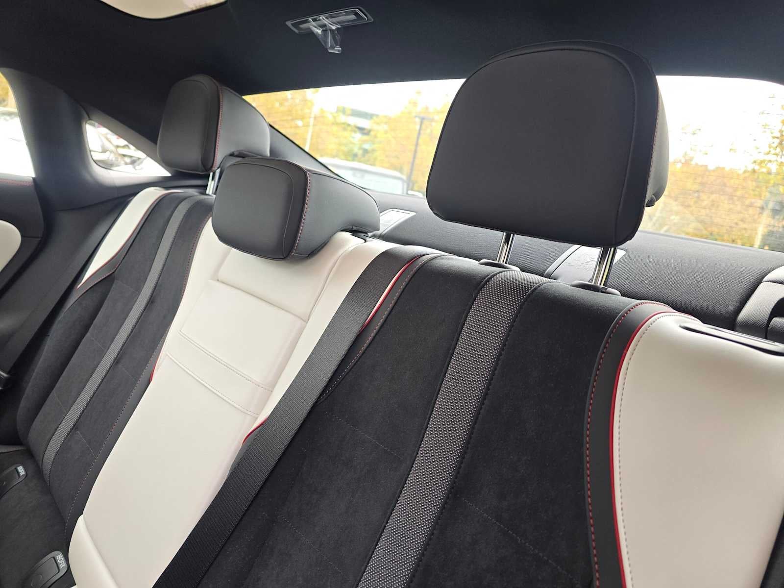2027 Mercedes-Benz CLA 220 Hybrid FWD