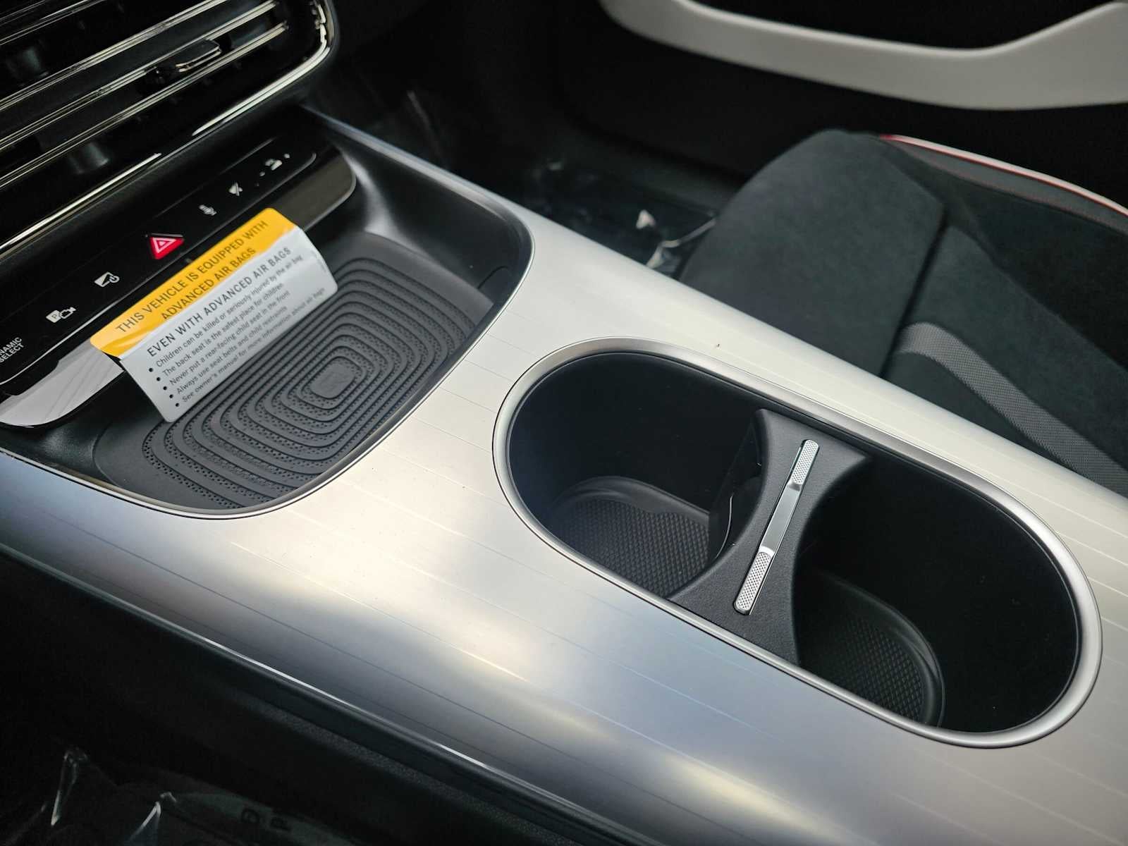 2027 Mercedes-Benz CLA 220 Hybrid FWD