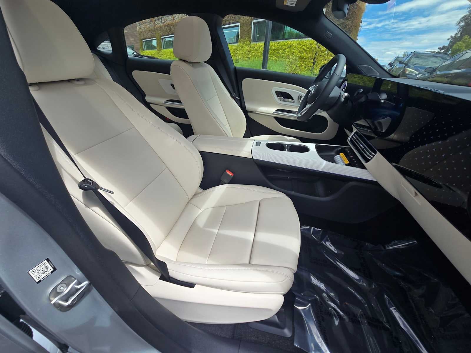 2027 Mercedes-Benz CLA 220 Hybrid FWD