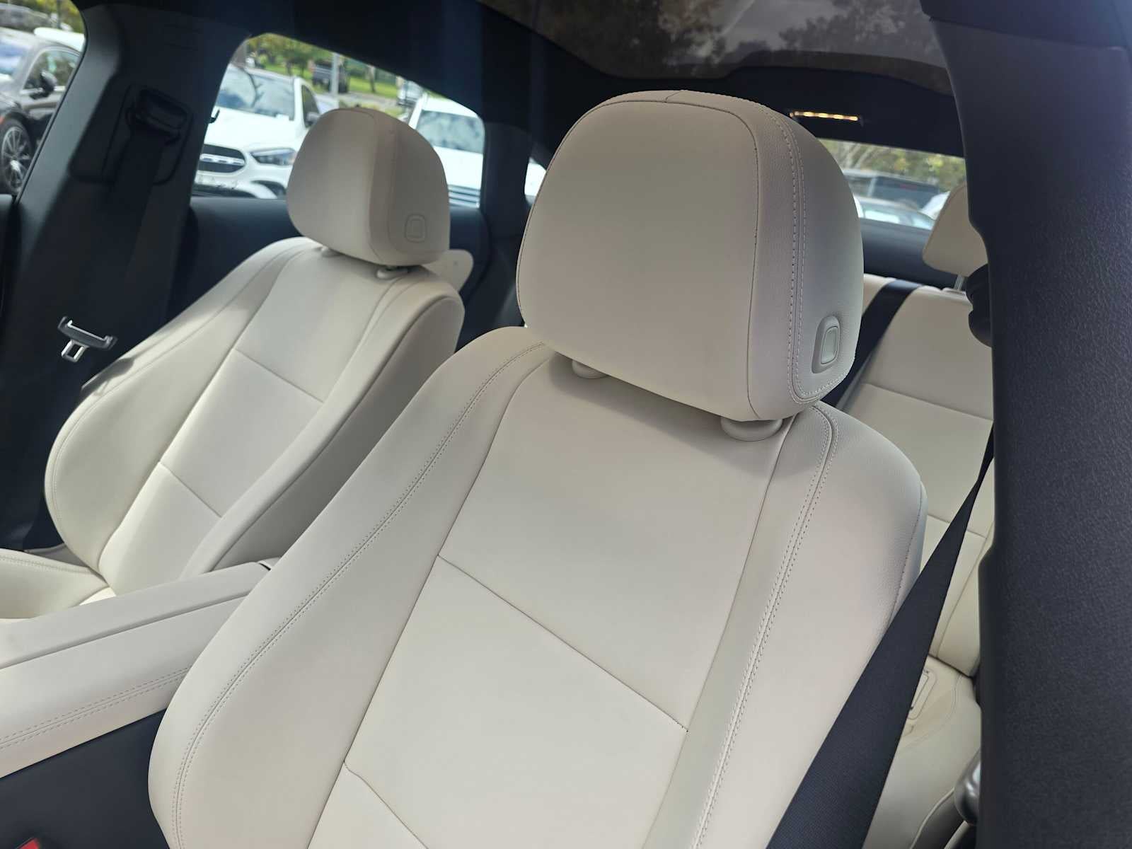 2027 Mercedes-Benz CLA 220 Hybrid FWD