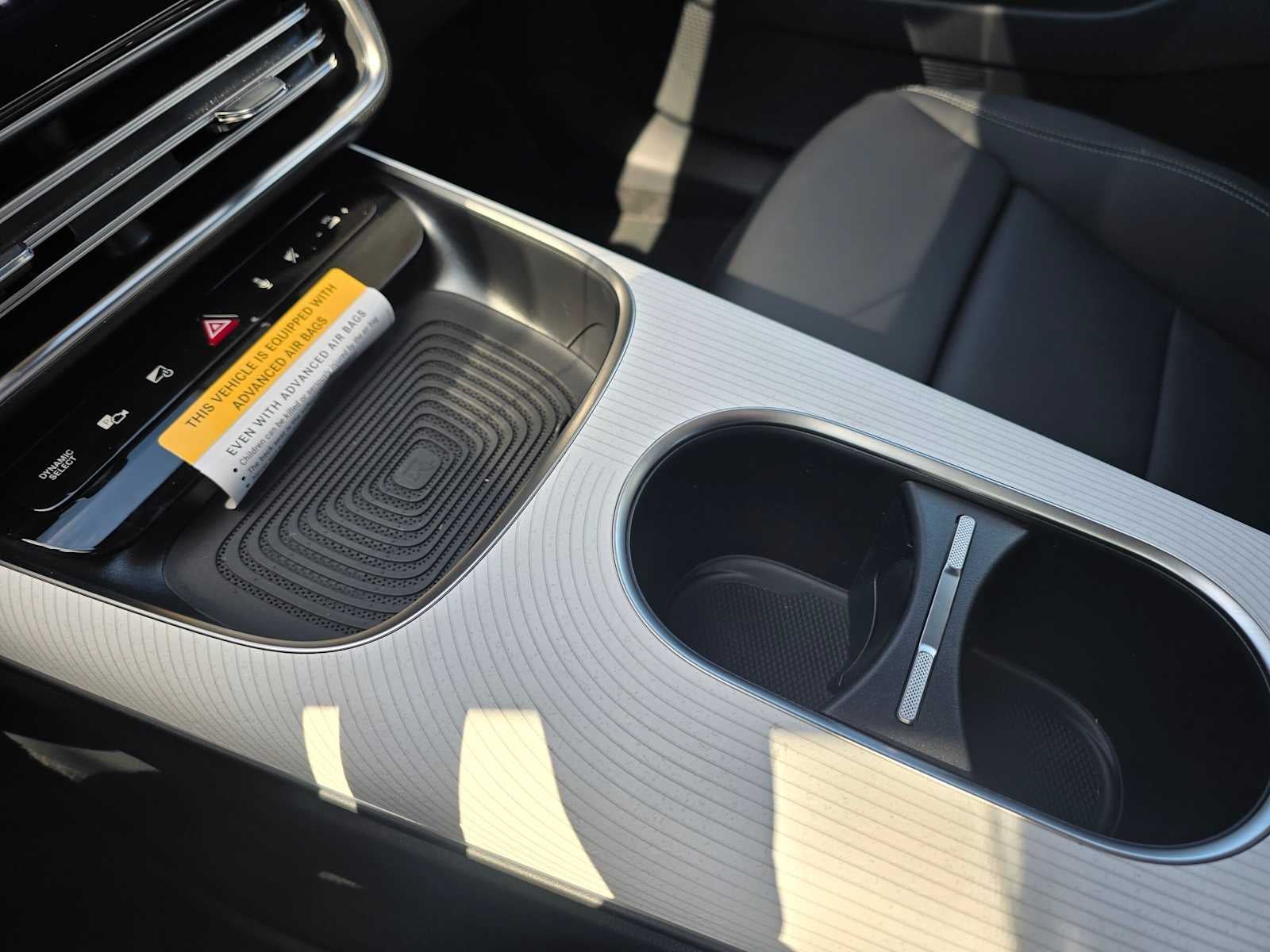 2027 Mercedes-Benz CLA 220 Hybrid FWD