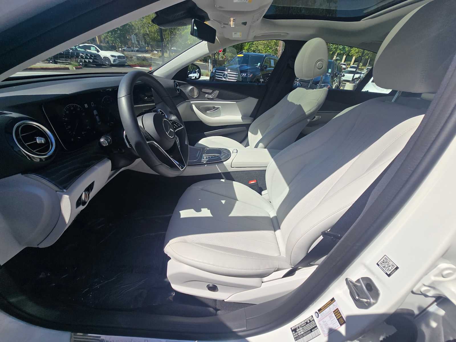 2022 Mercedes-Benz E 350 RWD Sedan