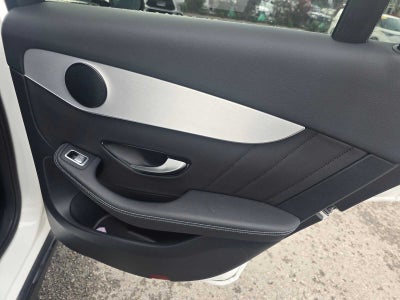 2022 Mercedes-Benz GLC 300 GLC 300