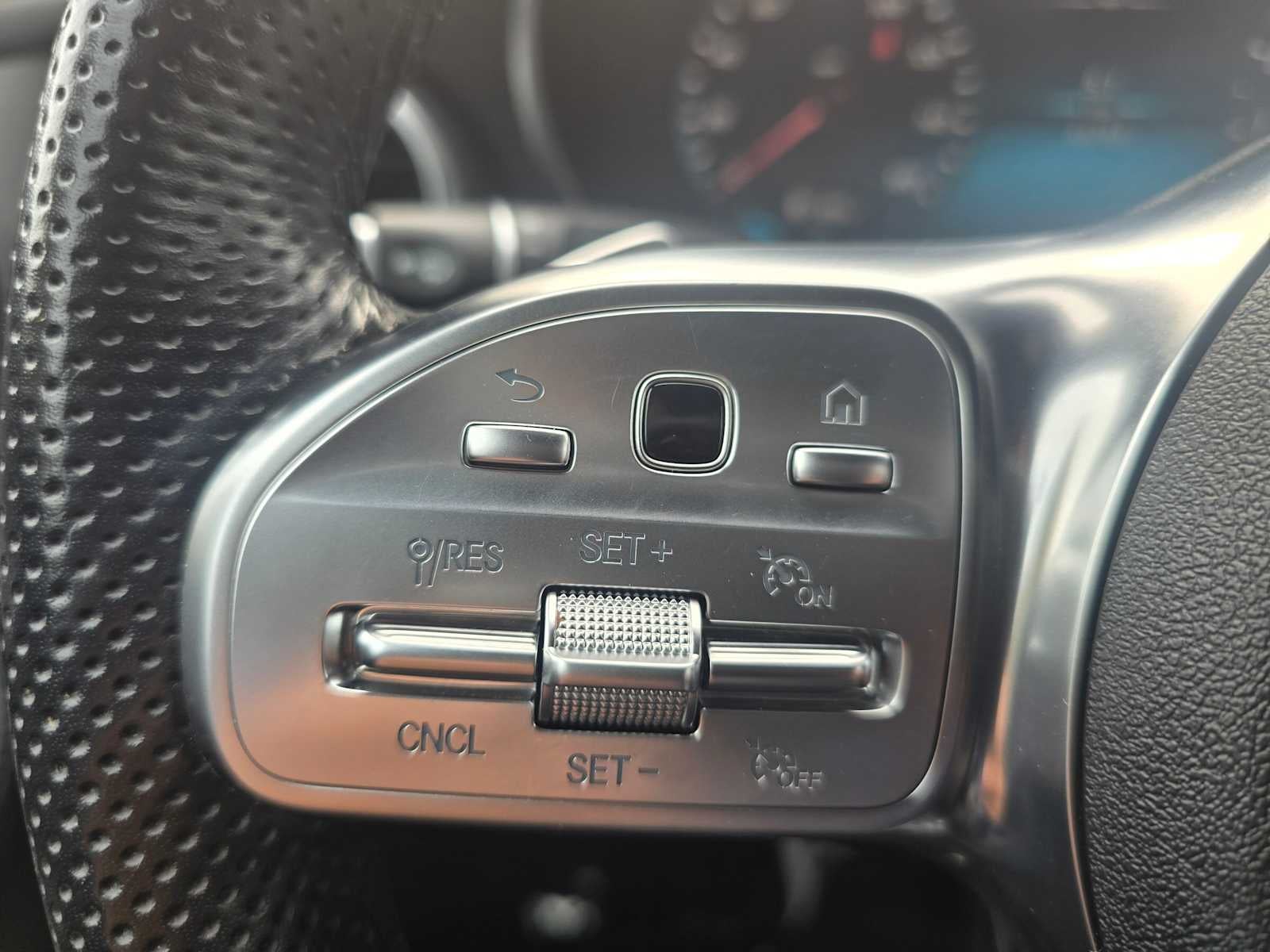 2022 Mercedes-Benz GLC 300 GLC 300