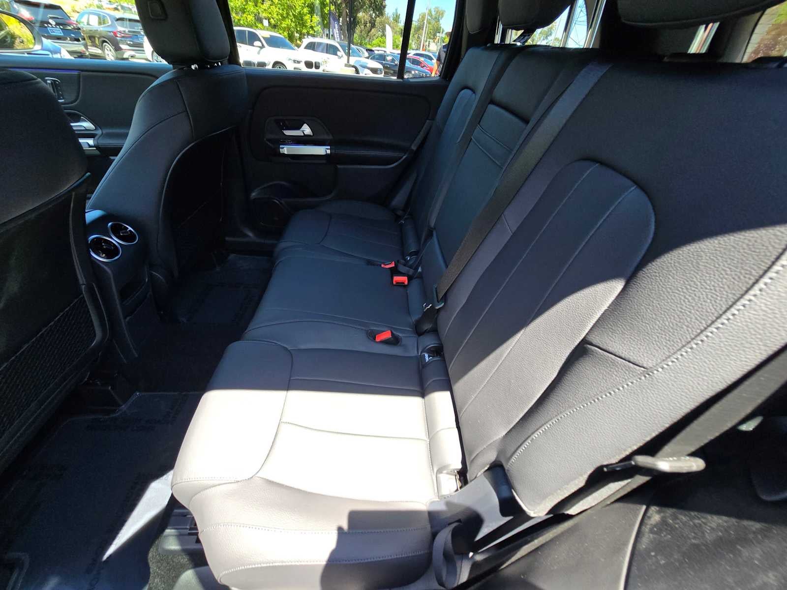 2025 Mercedes-Benz GLB GLB 250