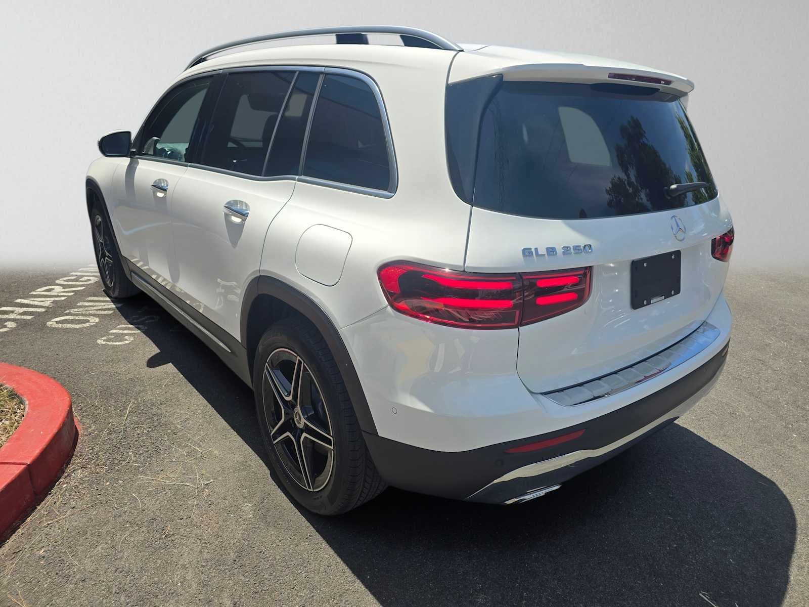 2026 Mercedes-Benz GLB 250 SUV