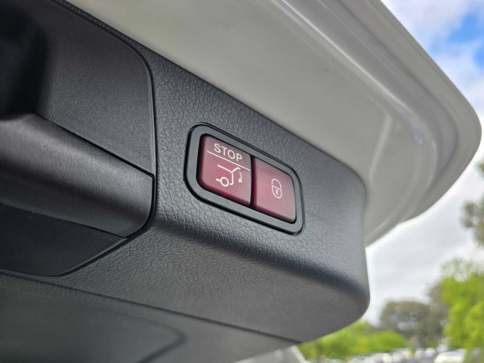 2026 Mercedes-Benz GLB 250 SUV