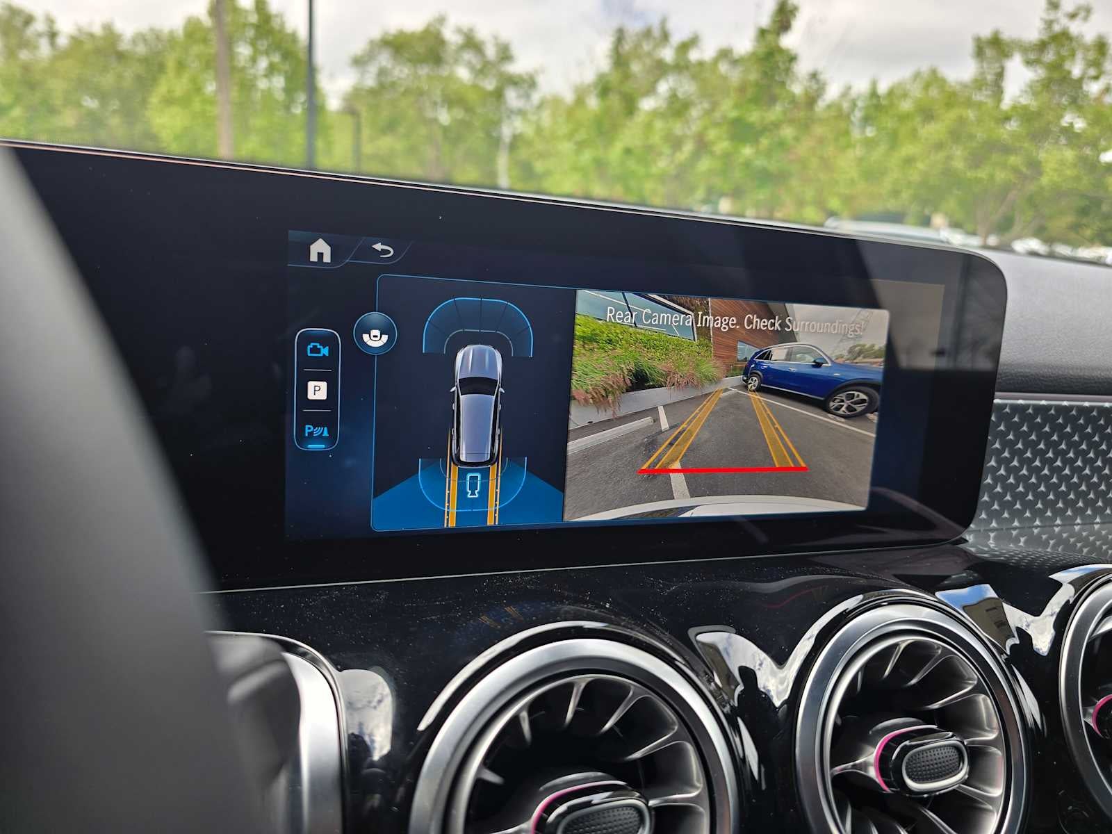 2026 Mercedes-Benz GLB 250 SUV