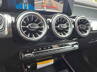 2026 Mercedes-Benz GLB 250 SUV