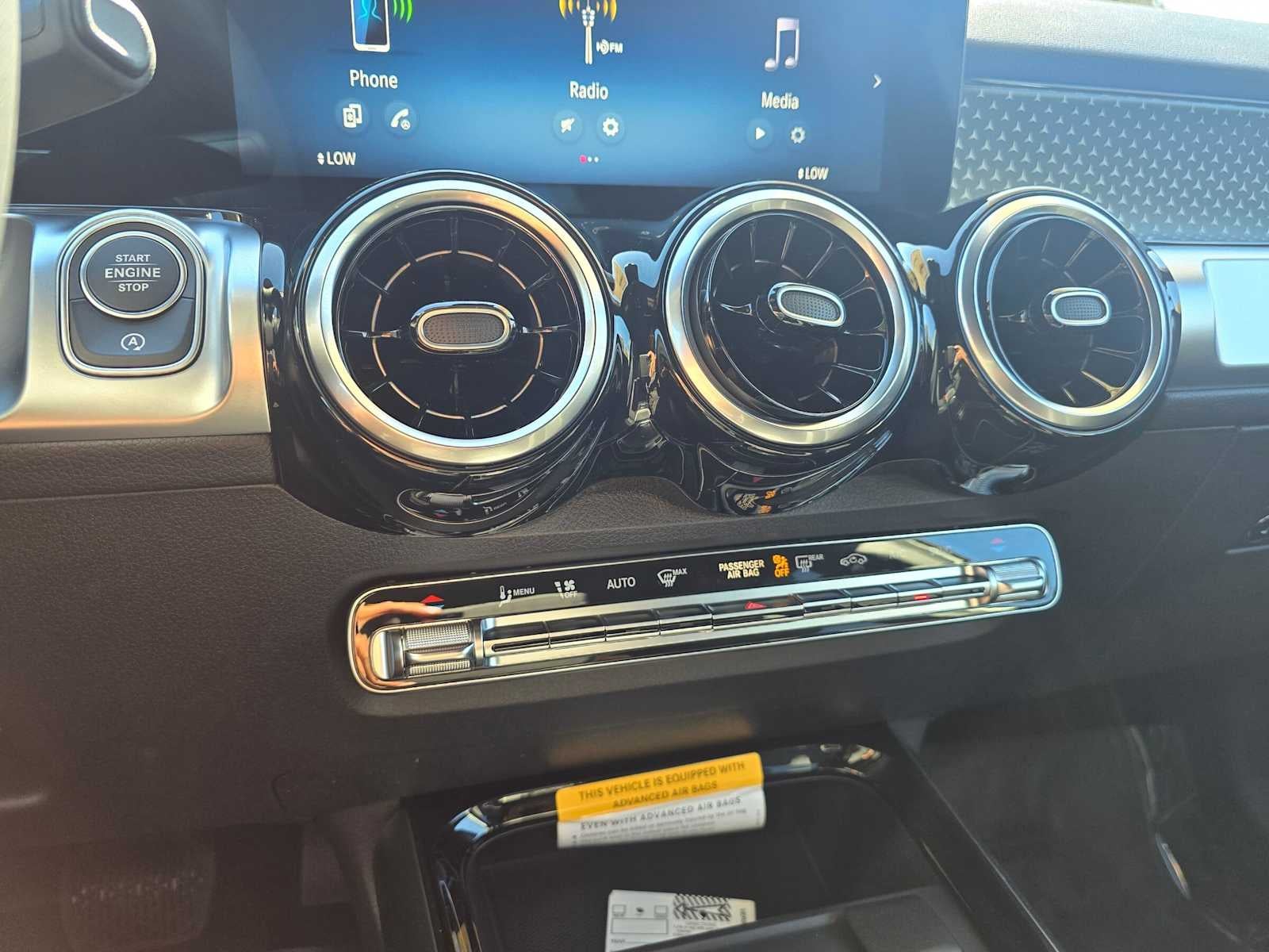 2026 Mercedes-Benz GLB 250 SUV