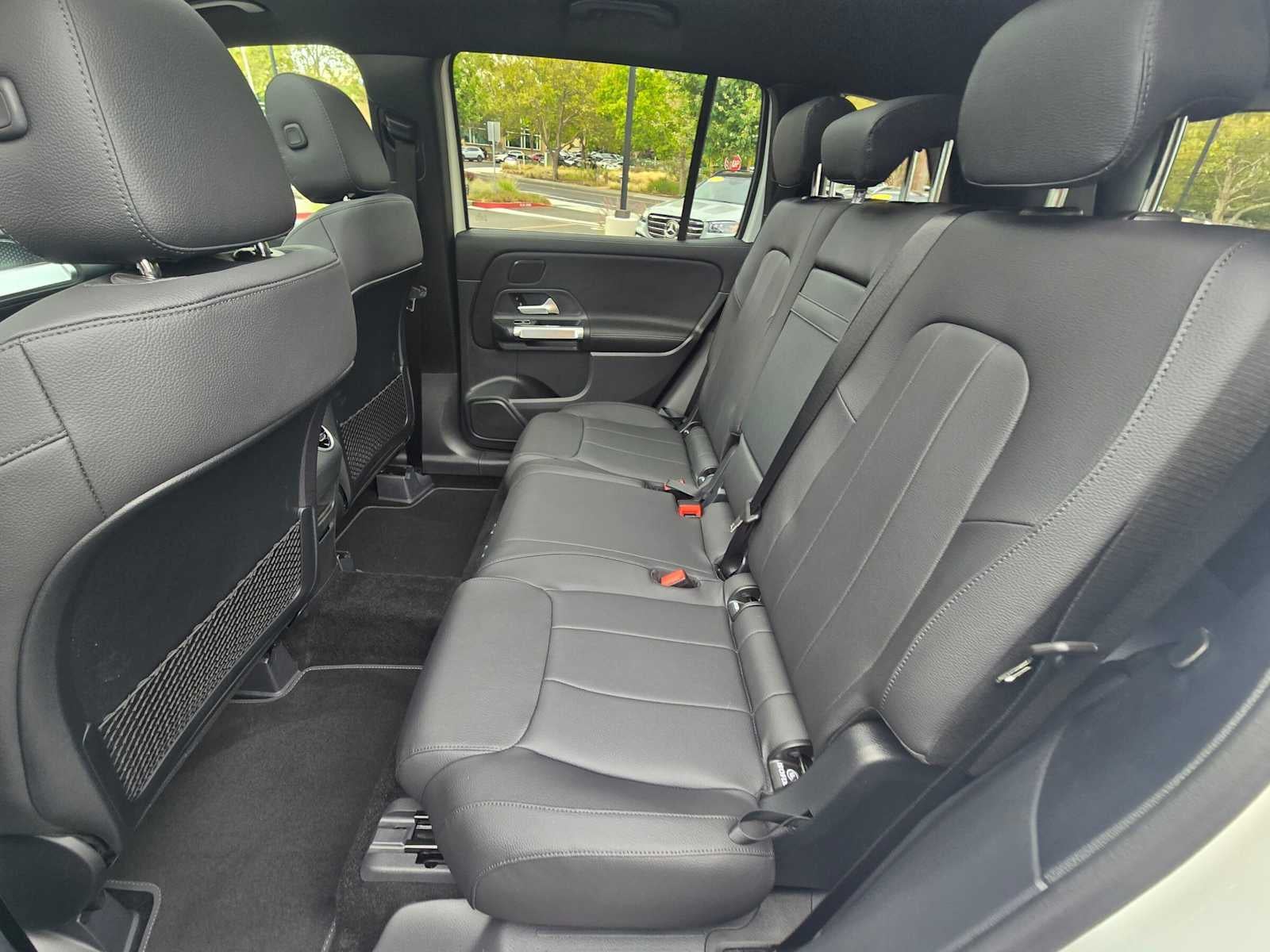 2026 Mercedes-Benz GLB 250 SUV