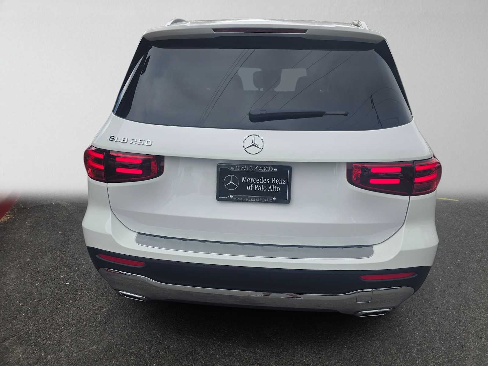 2026 Mercedes-Benz GLB 250 SUV