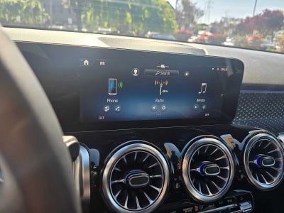 2026 Mercedes-Benz GLB 250 SUV