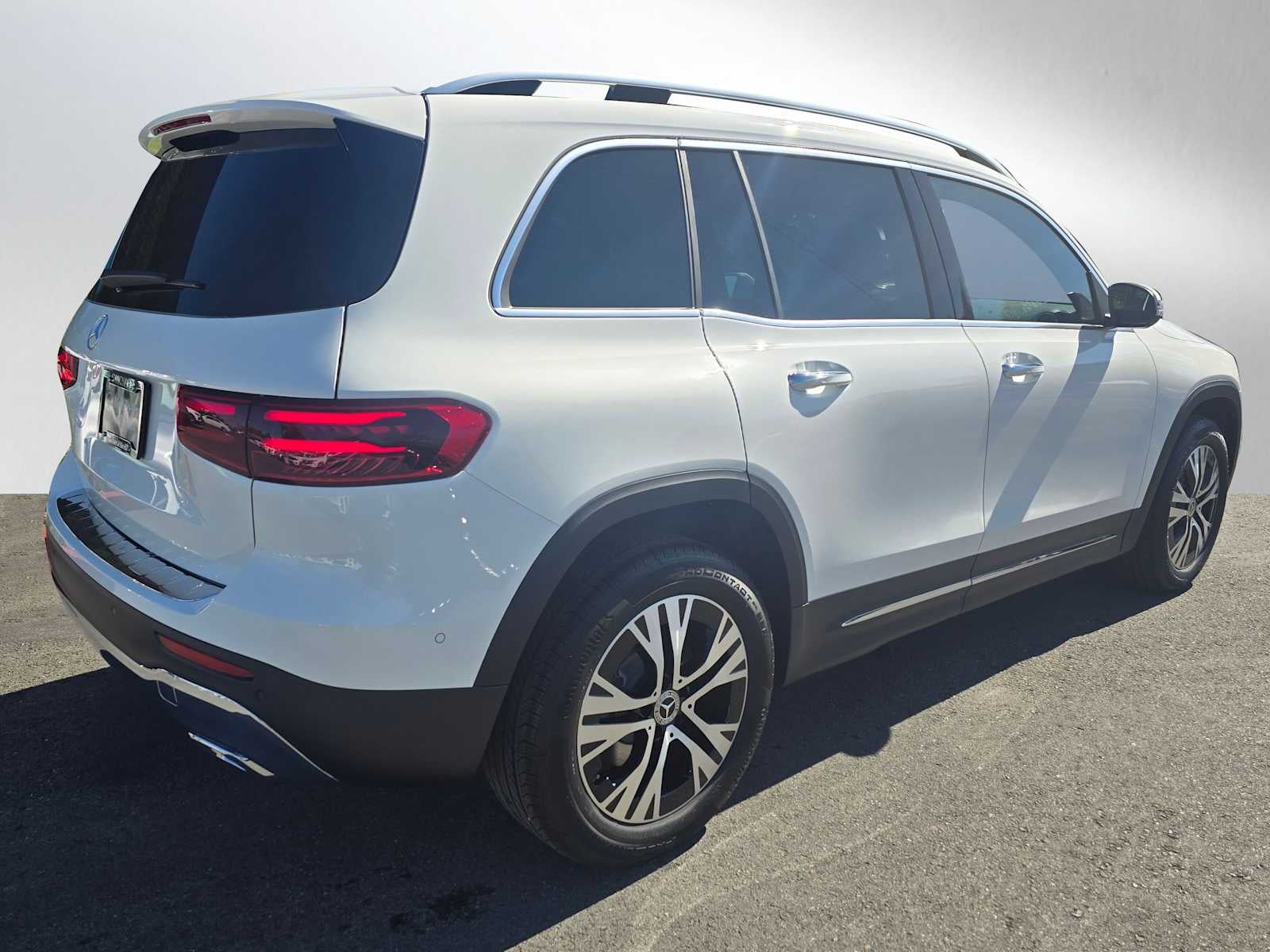 2026 Mercedes-Benz GLB 250 SUV