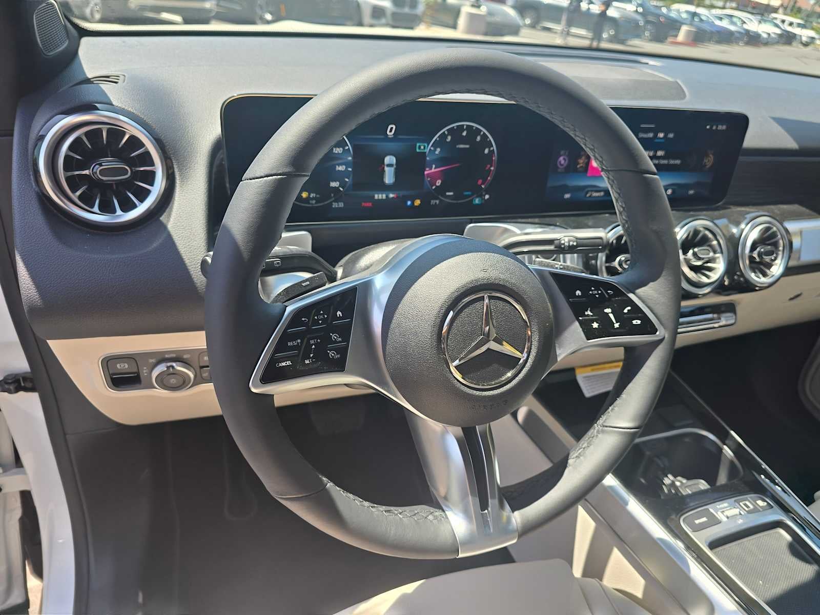 2025 Mercedes-Benz GLB GLB 250