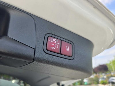 2026 Mercedes-Benz GLB 250 SUV