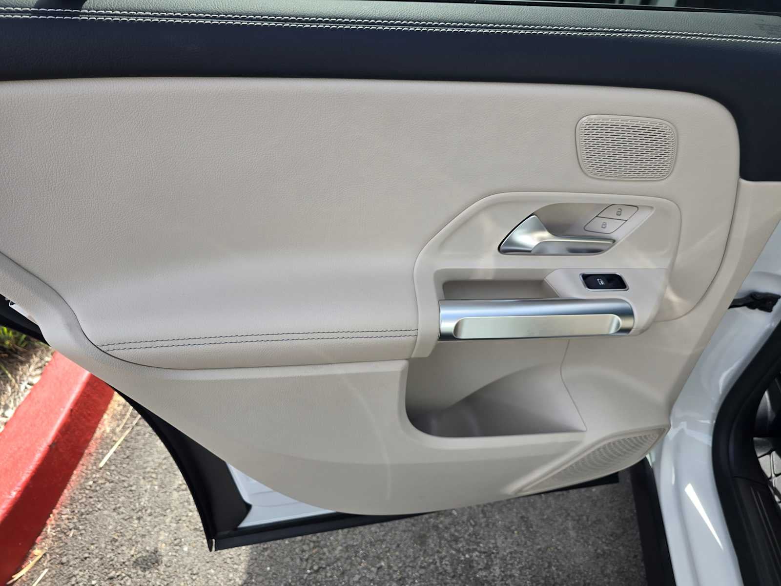 2026 Mercedes-Benz GLB 250 SUV