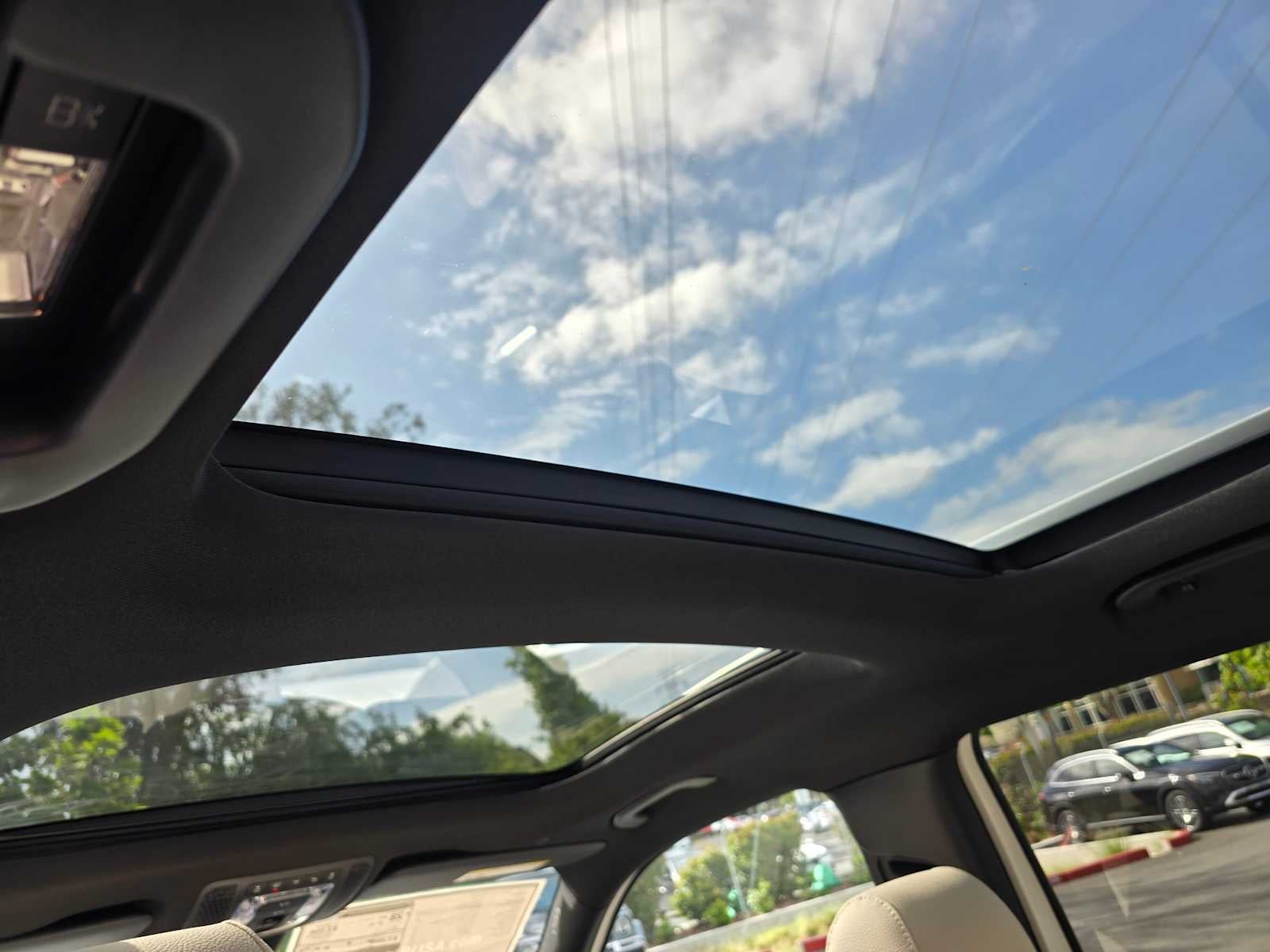 2026 Mercedes-Benz GLB 250 SUV