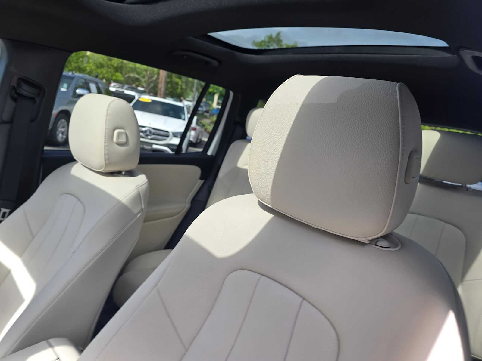 2026 Mercedes-Benz GLB 250 SUV