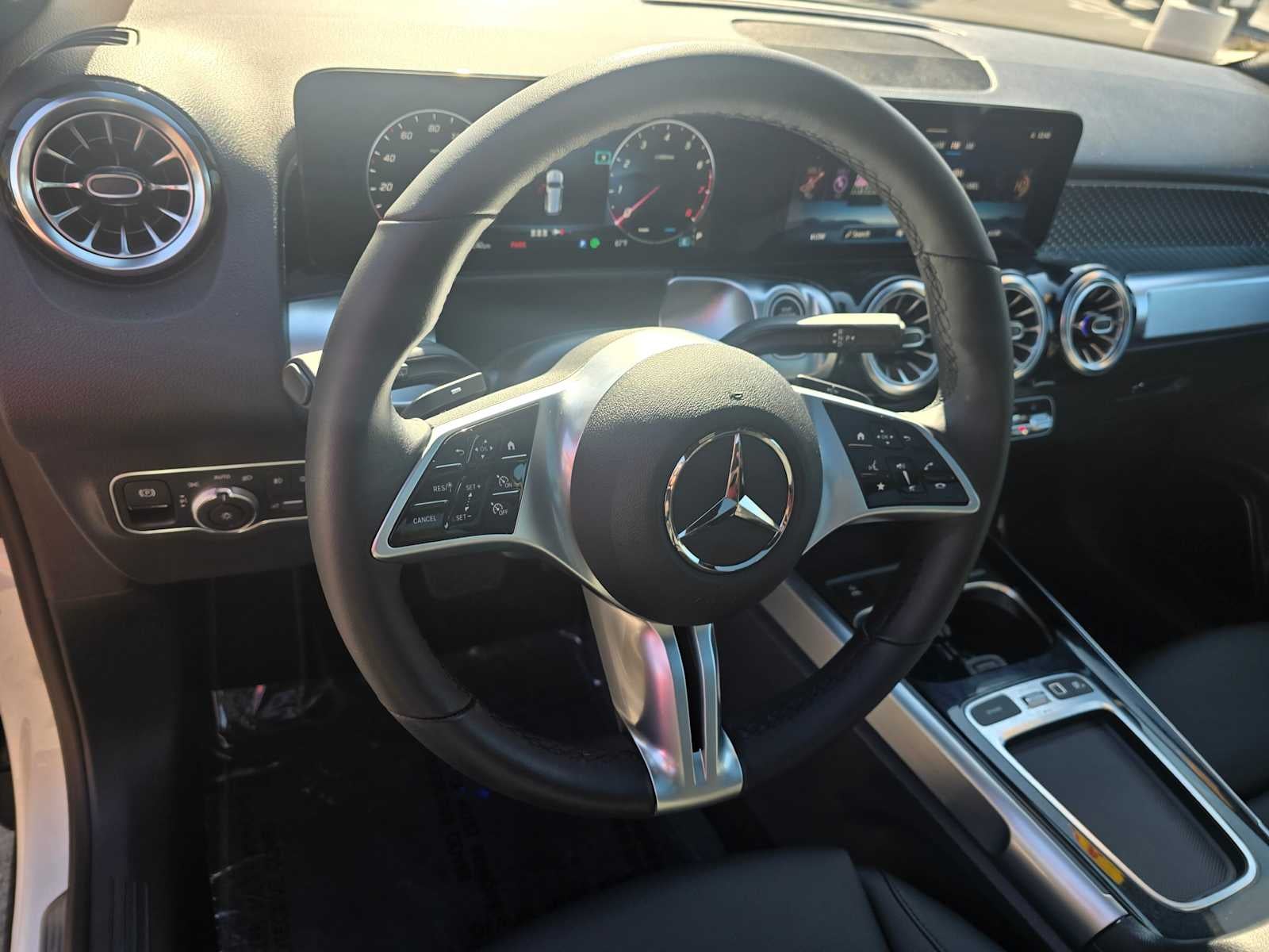 2025 Mercedes-Benz GLB GLB 250