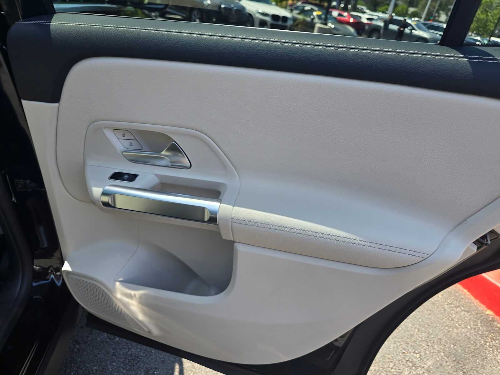 2025 Mercedes-Benz GLB GLB 250