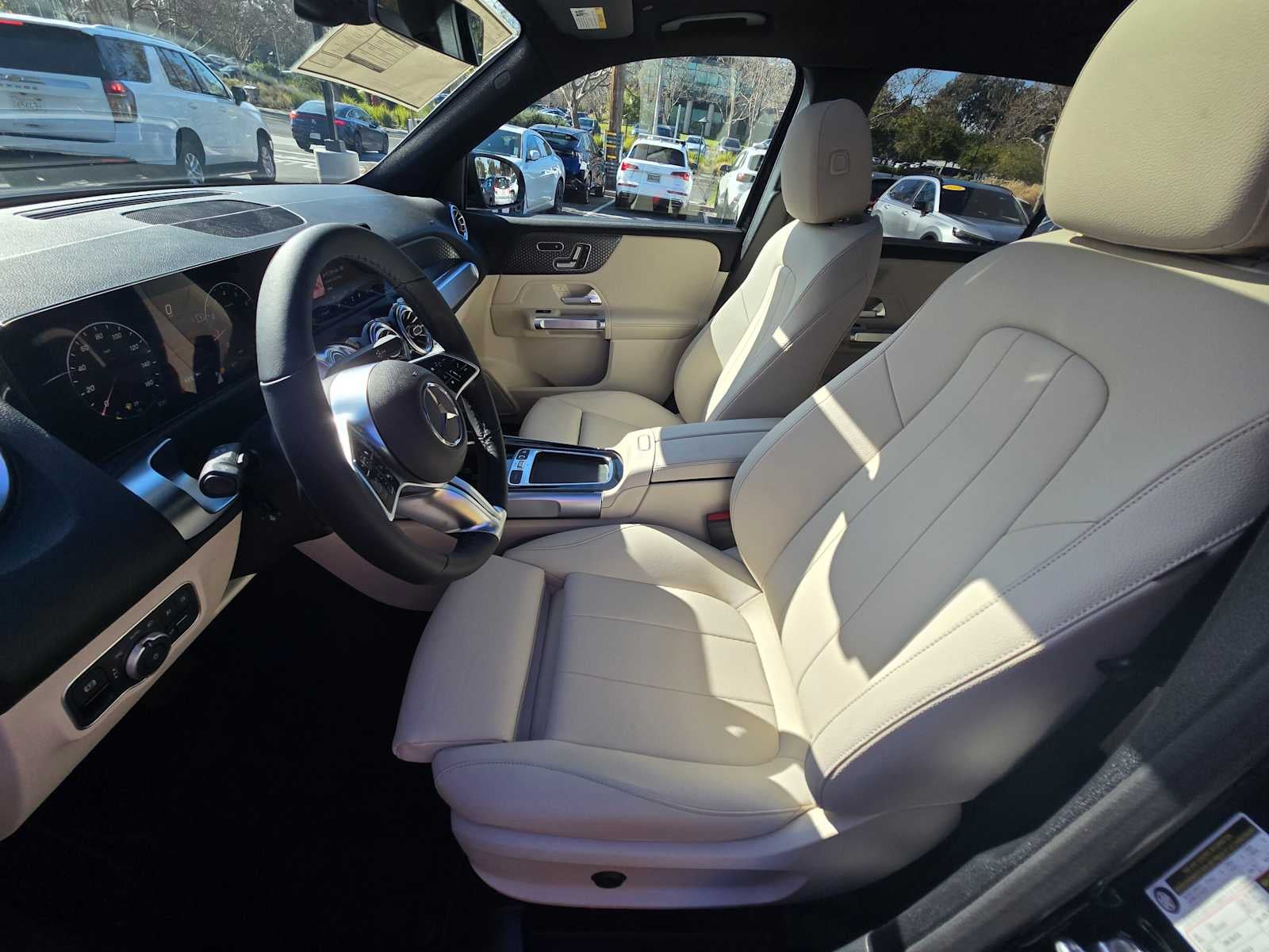 2026 Mercedes-Benz GLB 250 SUV