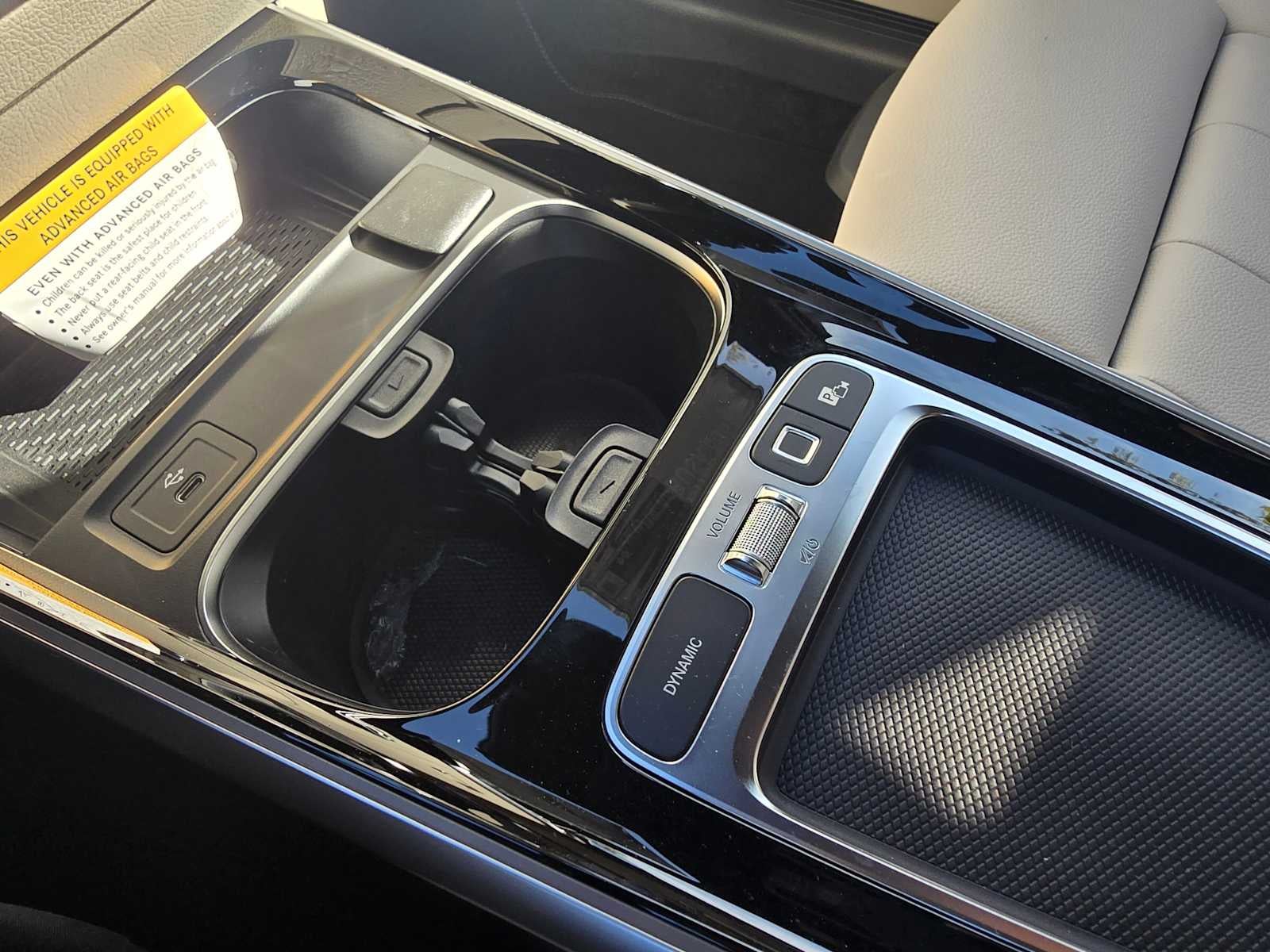 2026 Mercedes-Benz GLB 250 SUV