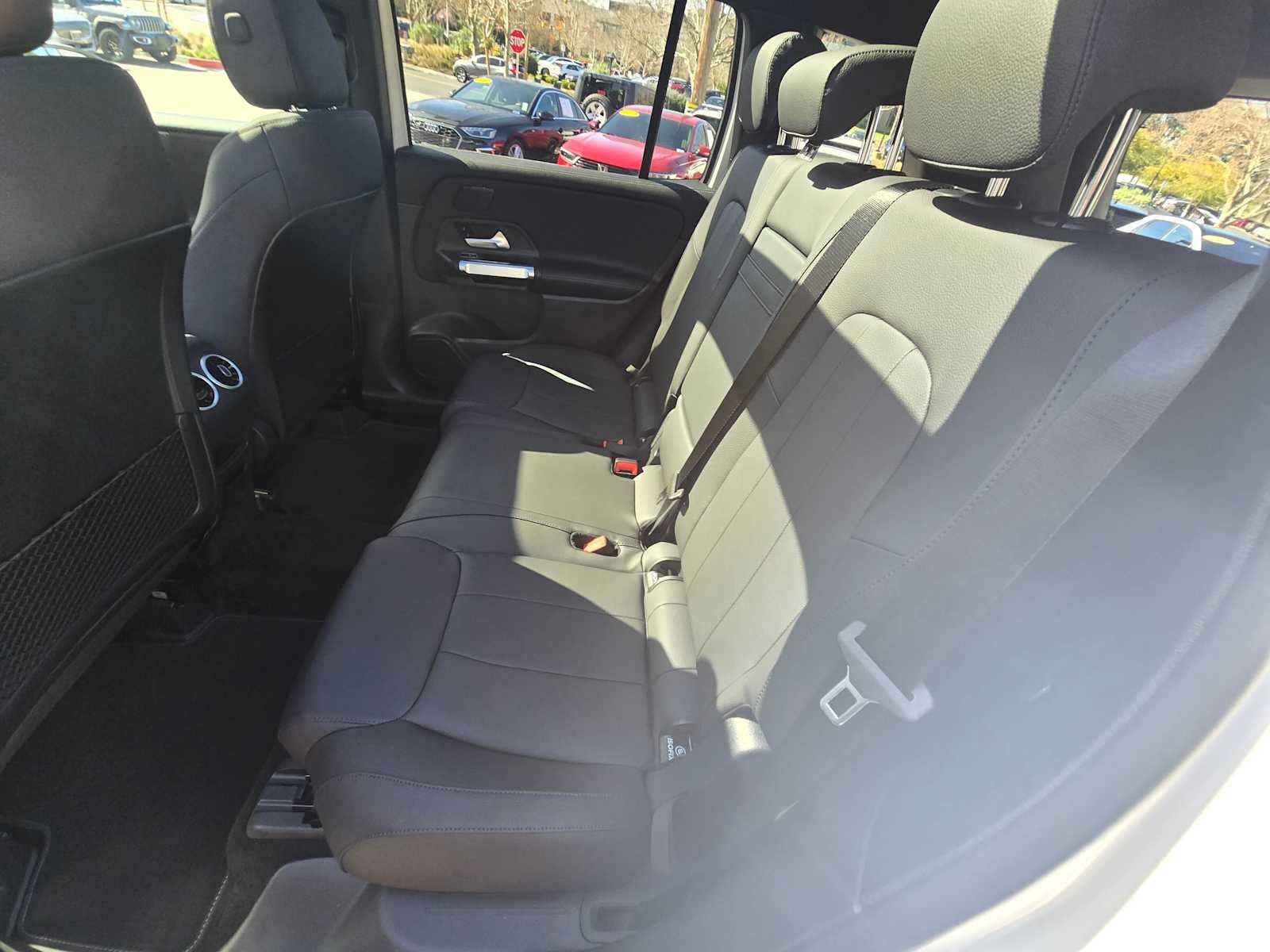 2026 Mercedes-Benz GLB 250 4MATIC® SUV