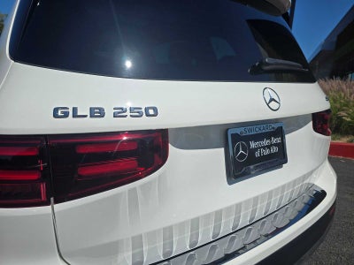 2025 Mercedes-Benz GLB 250 4MATIC® SUV